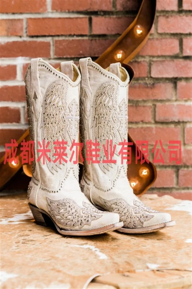 

New women's round head women's leather boots