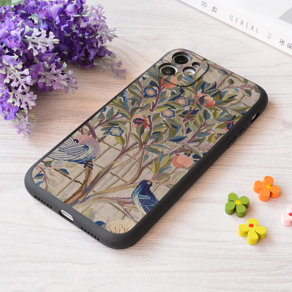 

For iPhone William Morris Kelmscott Trellis Embroidery Print Soft Matt Apple Case