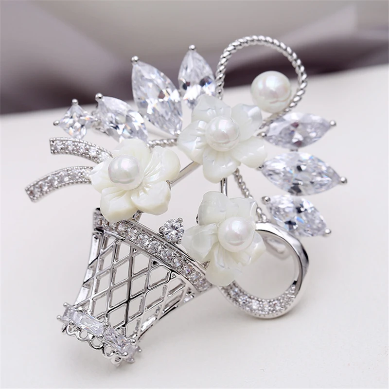 

2020 New Fashion Brooches for Women Zirconia Shell Pearl Flower Basket Brooch Pin Costume Jewelry Ornaments Rhinestone Broches