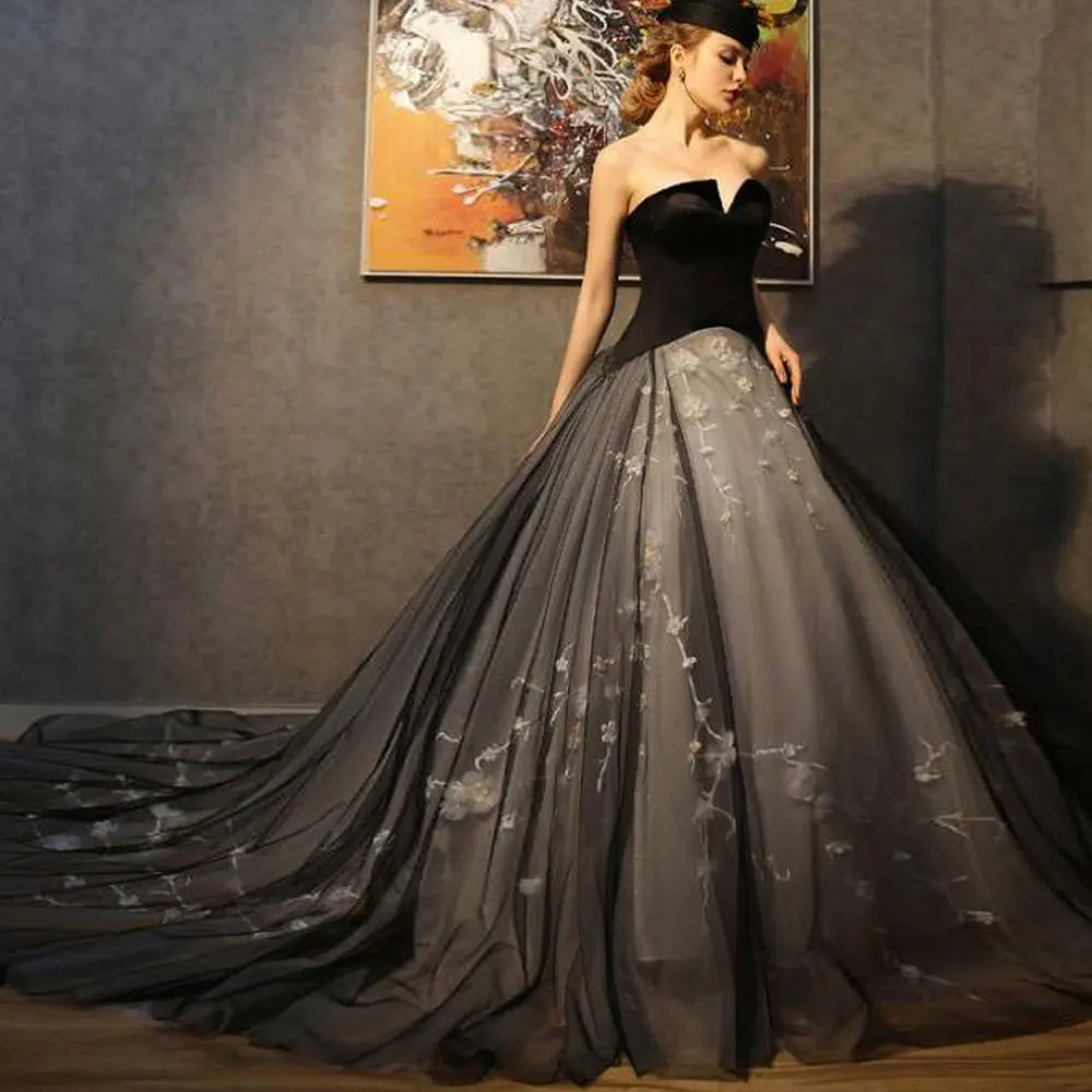 

Black Net/Tulle V-Neck Floor length Sweep/Brush Applique Sleeveless Banbage Draped Open back Strapless Evening Dresses