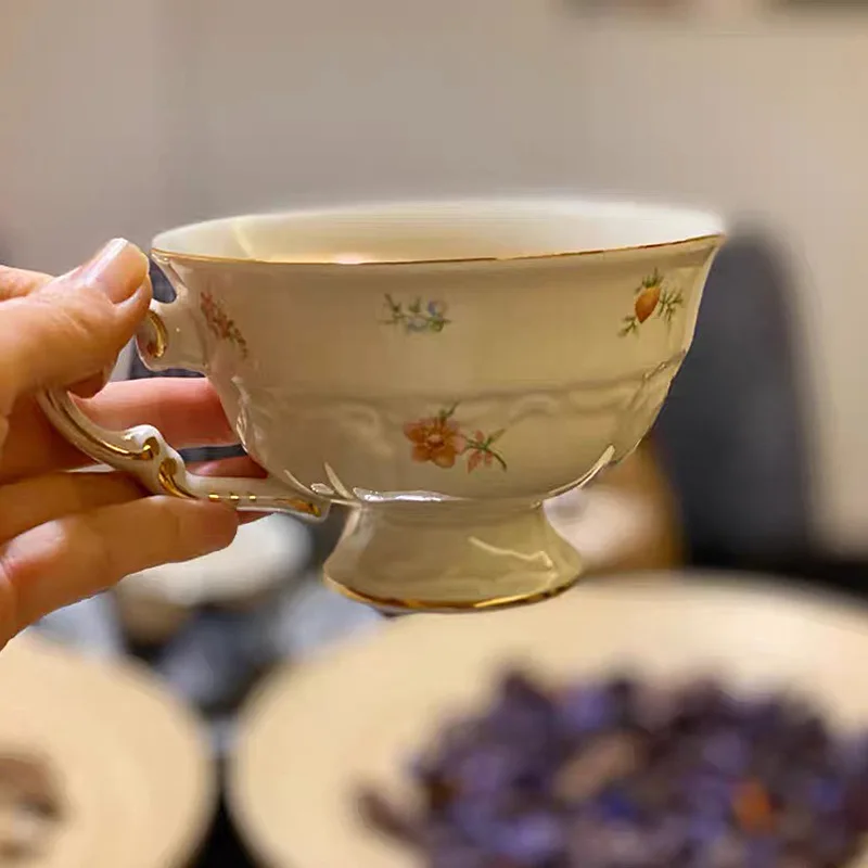 

Flower Tea Cup and Saucer Coffee Cup Korean Retro Creamy Yellow Pastoral Floral Tracery Gold Ceramic English Afternoon Dessert