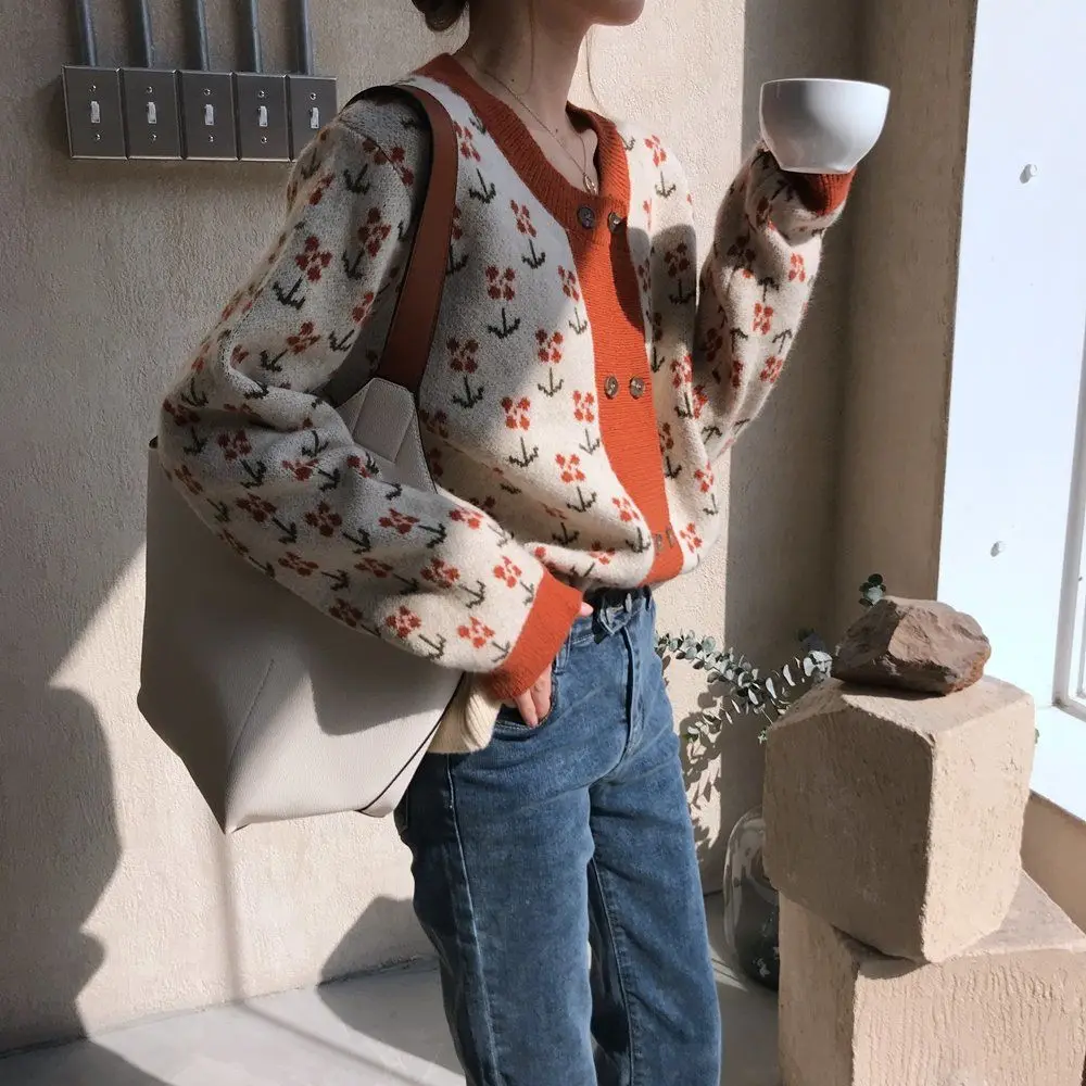 

Retro double breasted jacquard knitted cardigan for women