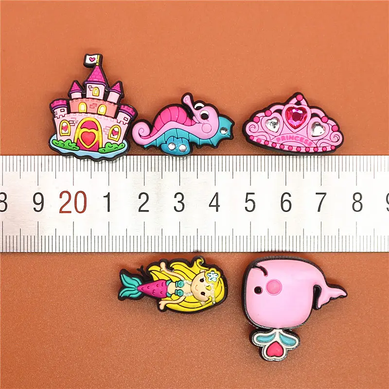 Single Sale 1pcs Original Shoe Charms Fashion Pink Rhinestone Garden Shoe Accessories Buckle Decorations Fit Croc JIBZ Kids Gift
