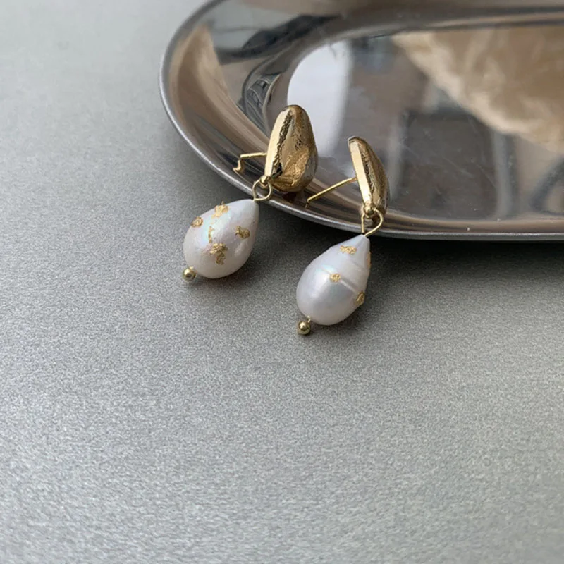 

Trendy Gold Color Heart Water Drop Pearl Dangle Earring for Women Girl Copper Alloy Geometric Pendant Earring Statement Jewelry