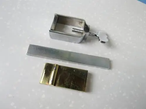 

Piano tool,White Key sticking instrument