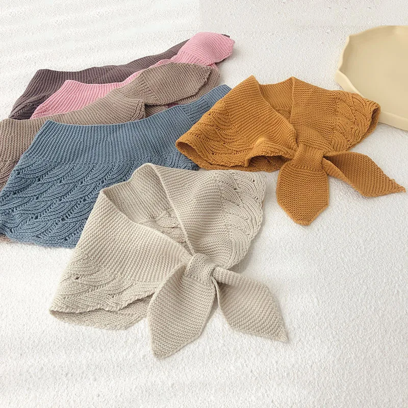 

Children's Cross Knitted Shawl Winter Baby Scarf with Knotted False Collar