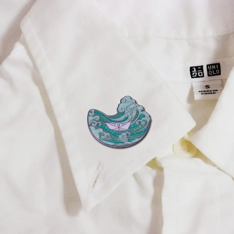 Sale Pretty Waves Hard Enamel Pin Novelty Cartoons Paper Boat Medal Brooch Fashion Lapel Backpack Pins Jewelry Unique Gift 2021 | Украшения