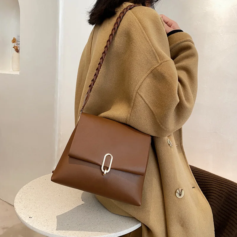 

2022 Luxury Women Flap Shoulder Bags Designer Female Black Brown Crossbody Bags Casual Ladies Soft PU Leather Handbags Bolsas