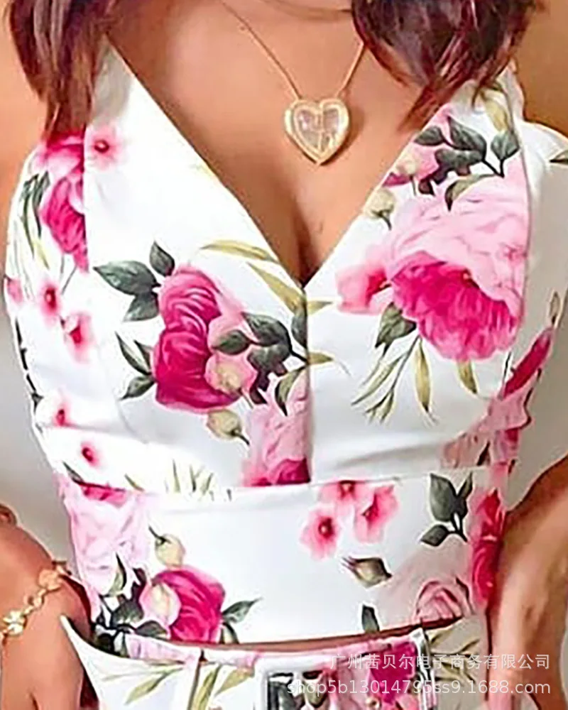 

2021 European and American new women's floral deep V camisole shorts suit
