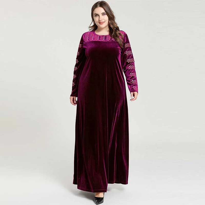 Мусульманское платье с длинными рукавами и вышивкой в мусульманском стиле