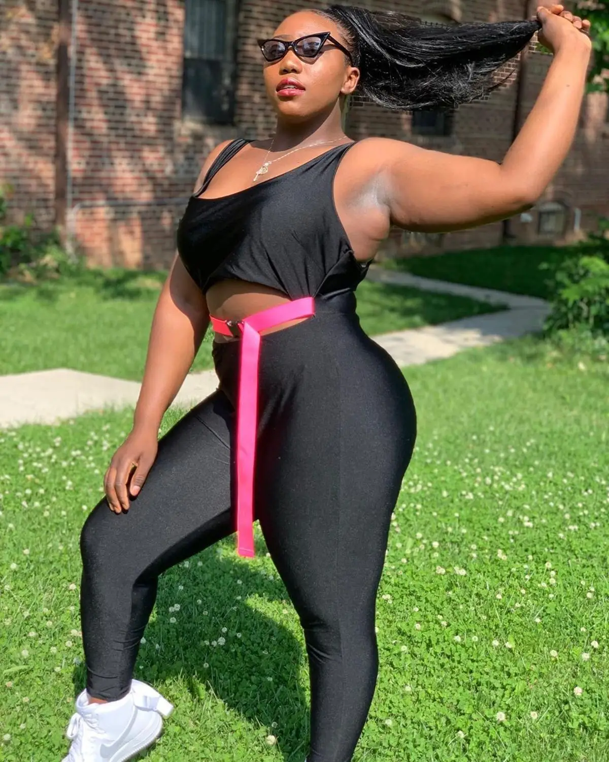 

New European casual solid fit bodysuit summer fashion U-neck sleeveless women's Vest pants