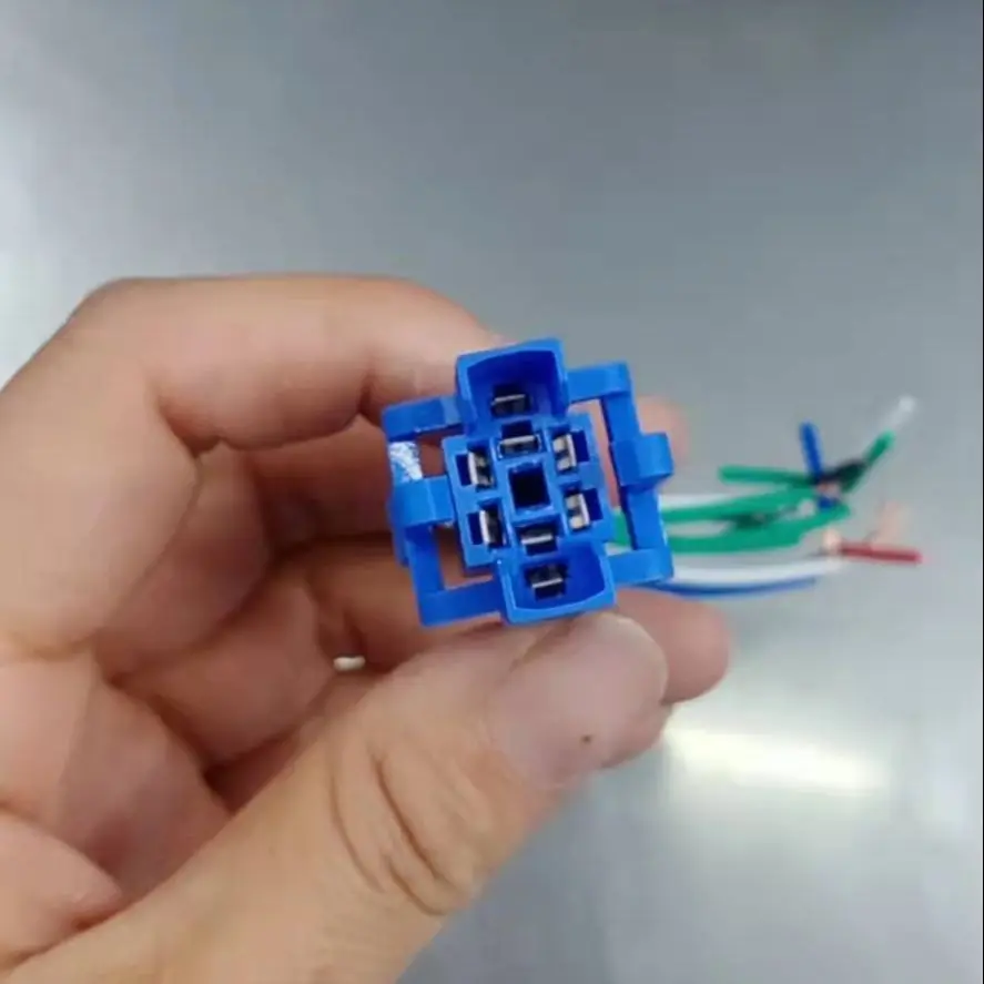 

Push Button Switch Wired Harness Connector for 22mm RGB 1NO1NC Switch with 15cm Wiring Harness