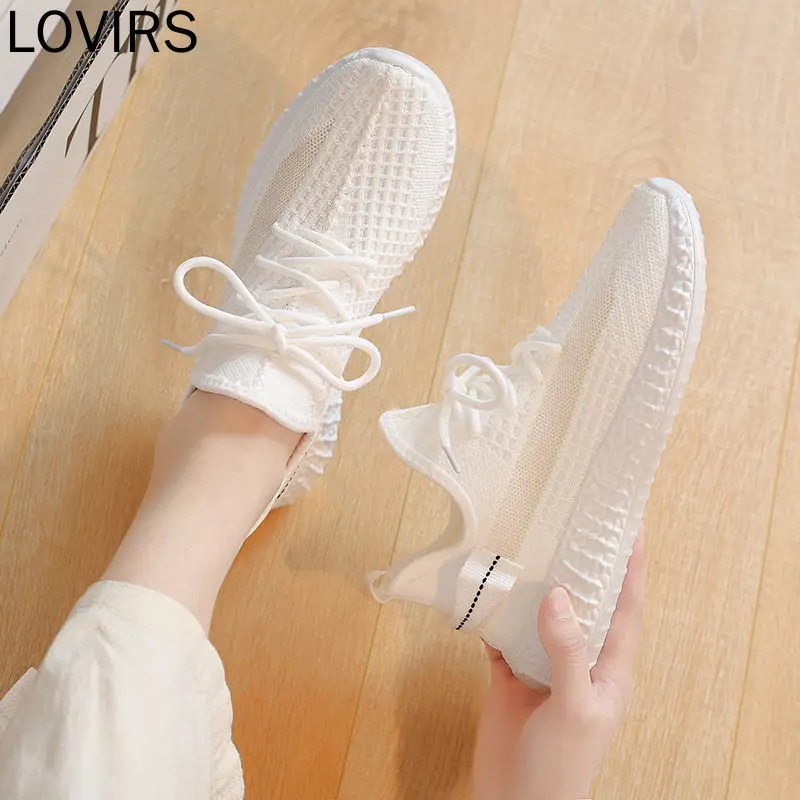 

2021 spring and summer new coconut shoes female chameleon Korean versatile shoes student flying woven mesh breathable sneakers