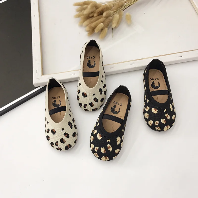 Обувь для маленьких девочек WLG демисезонная детская обувь бежевого и черного