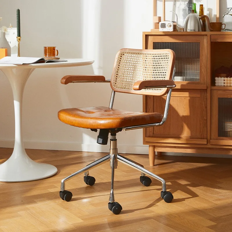 

Офисное кресло из ротанга в стиле ретро, эргономичный подлокотник со спинкой, вращающийся игровой стул с роликовым подъемником, Офисный Ком...