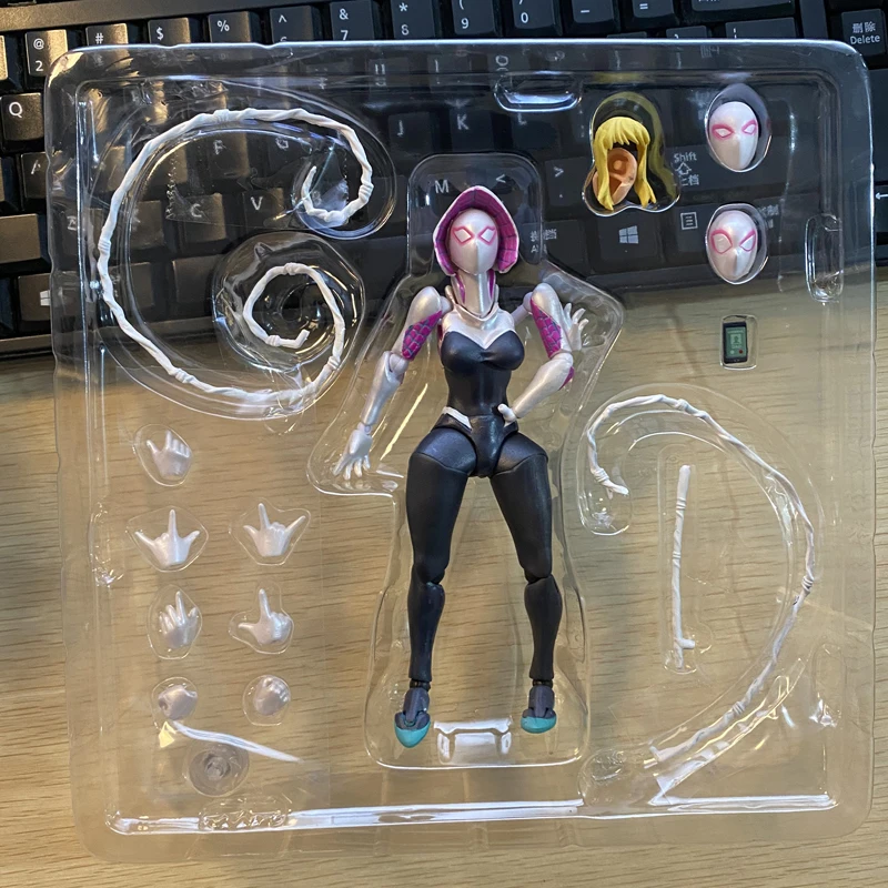 

Series 004 Collectible Toys Marvel Spider-Gwen Action Figure