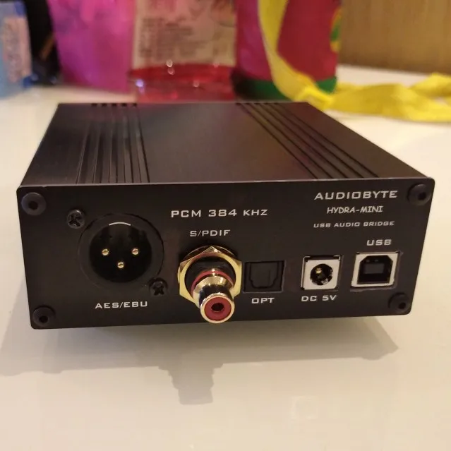 Выходной цифровой интерфейс USB к SPDIF AES применяет решение сделай сам для аудио