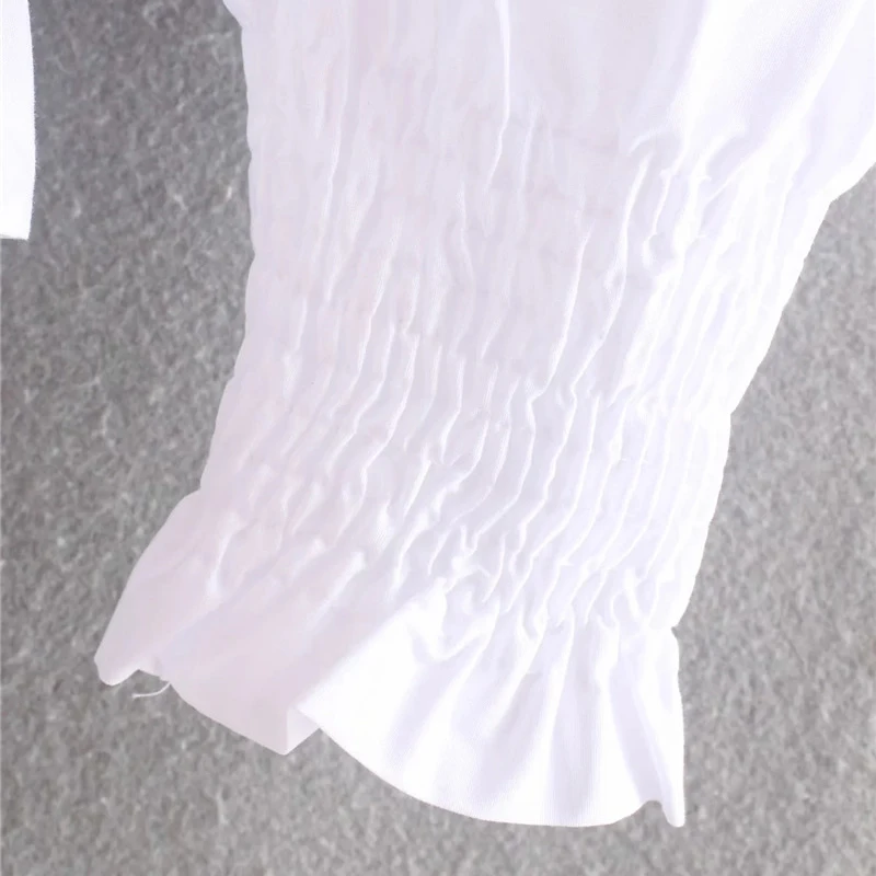 Женская короткая блузка za белая эластичная с пышными рукавами и оборками