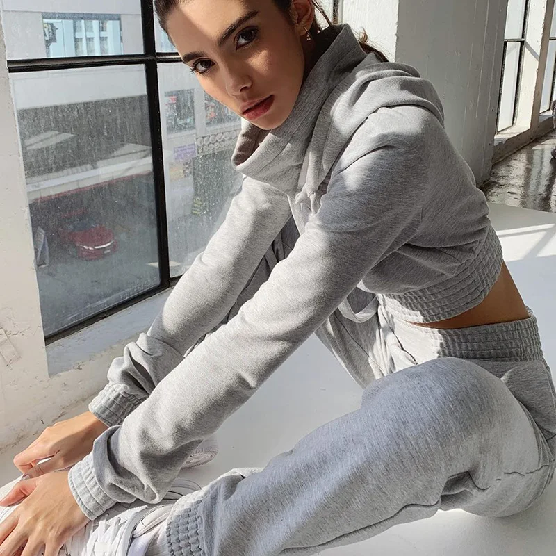 

Модный простой женский весенне-осенний комплект из двух предметов в европейском и американском стиле с длинным рукавом и капюшоном для спо...