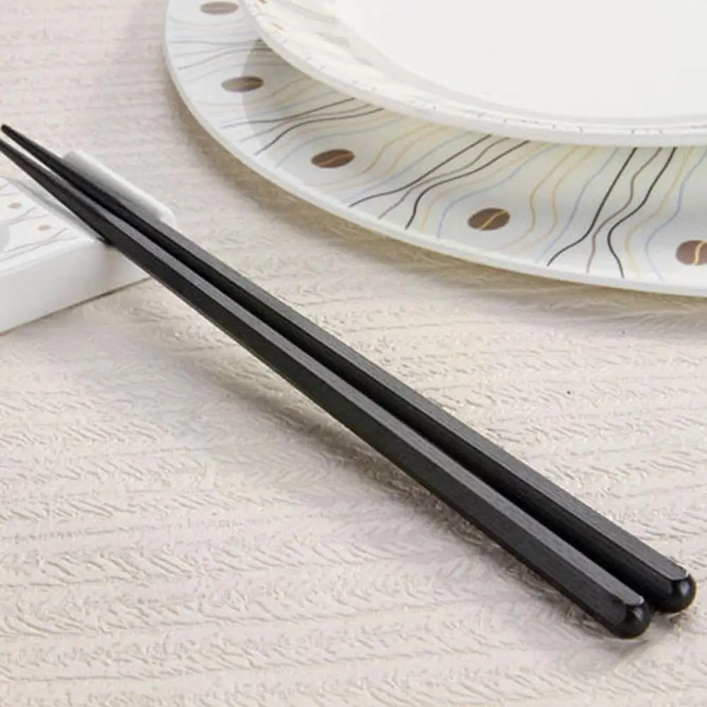 

5 Pairs Japanese Chinese Chopsticks For Eating Food Sushi Sticks Reusable Metal Korean Chopsticks Sets Healthy Alloy Tablew W2Z4