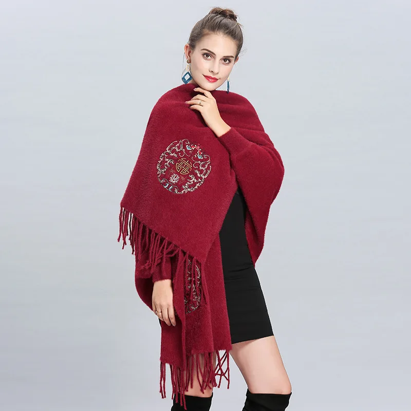 

Зимняя элегантная женская длинная шаль, шарф из искусственной норки, бархатная вышитая вязаная кисточка, осенняя теплая накидка из пашмины ...