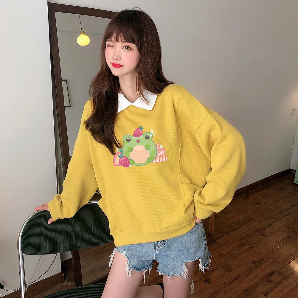 Cute Frog Strawberry Graphic Cotton Sweatshirt Oversized Clothes Harajuku Hoodie Women Aesthetic Hip Hop Sweetshirt for Girls