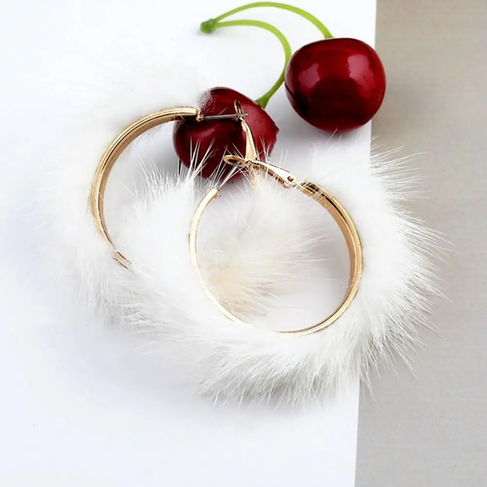 

Attractive Earrings Lightweight Exaggerated Round Shape Plush Hoop Earrings Hoop Earrings Dangle Earrings 1 Pair