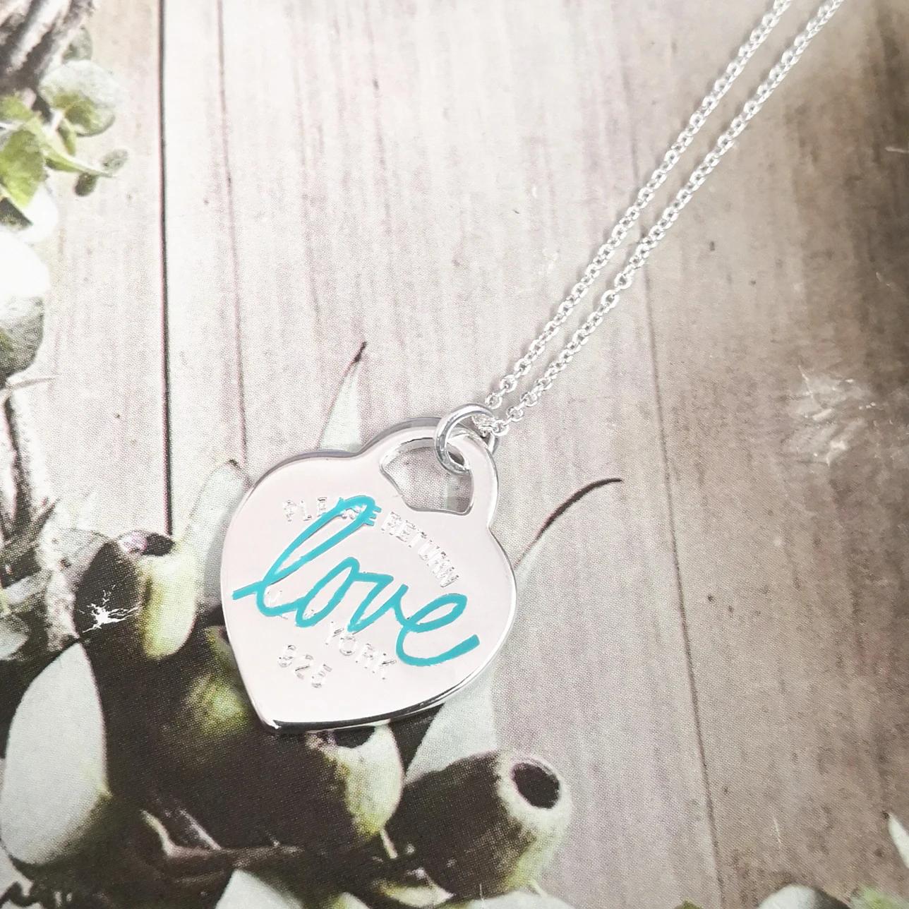 

Ms S925 pure silver classic heart-shaped letters carved blue enamel tags necklace jewelry lovers sweet romantic holiday gifts