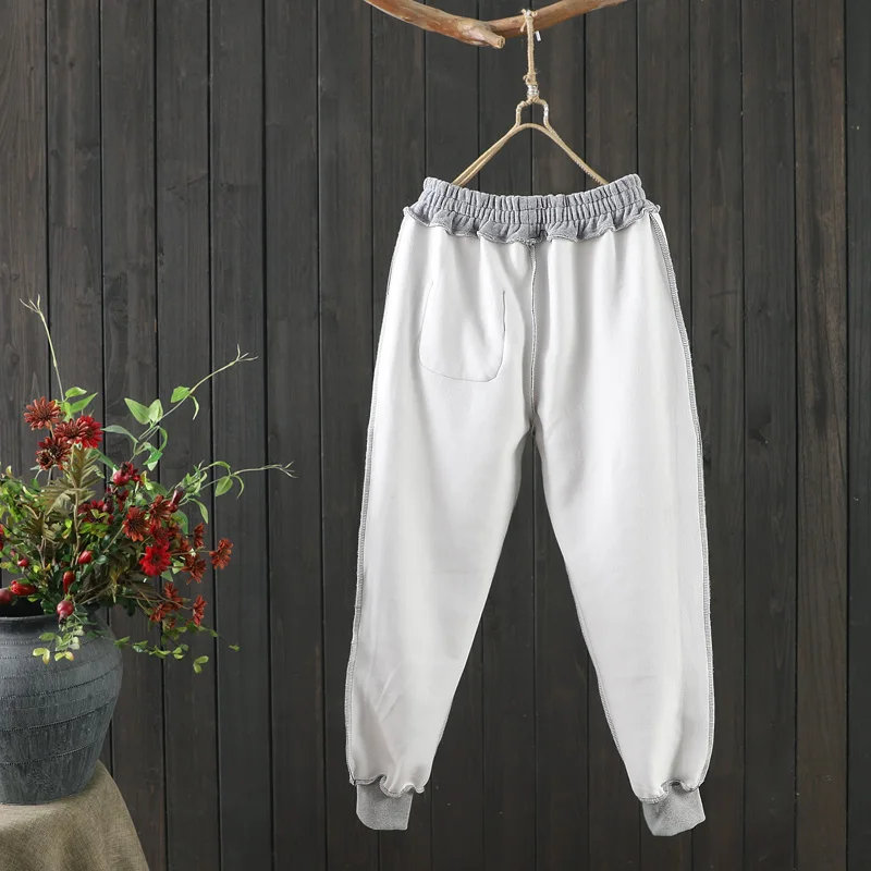 

Women's sports casual pants