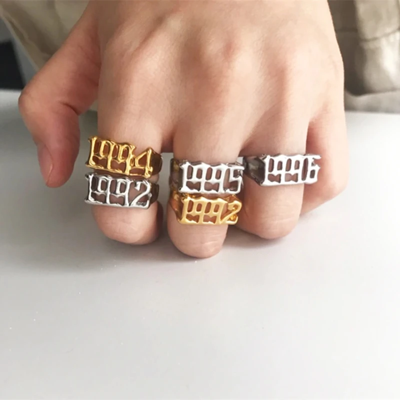 Опциональные кольца для мужчин и женщин от 1990 до 2000 лет в стиле панк из