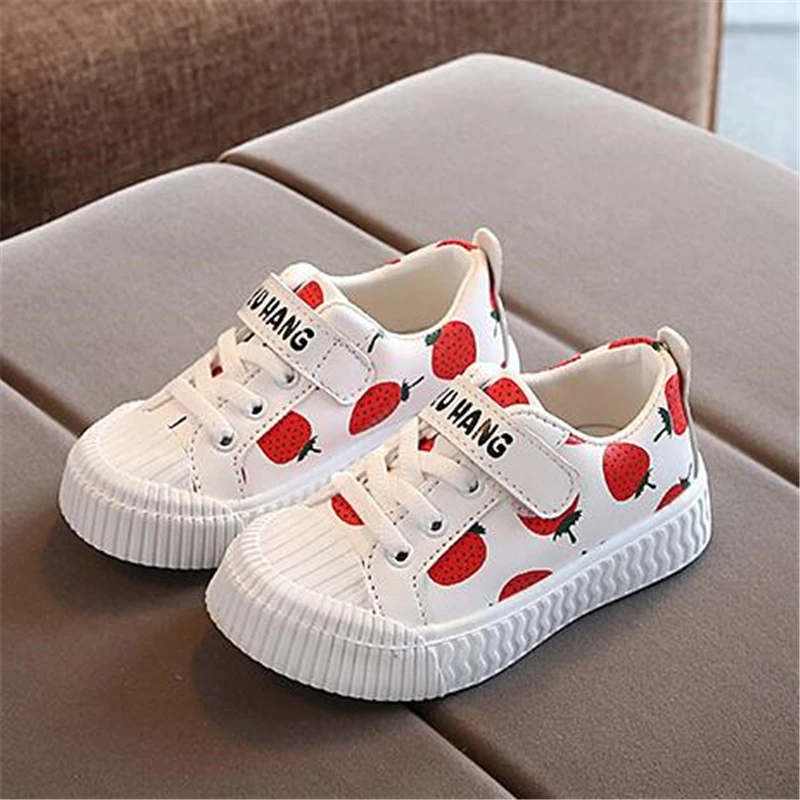 

Кроссовки детские, дышащие, с мягкой подошвой, 06A