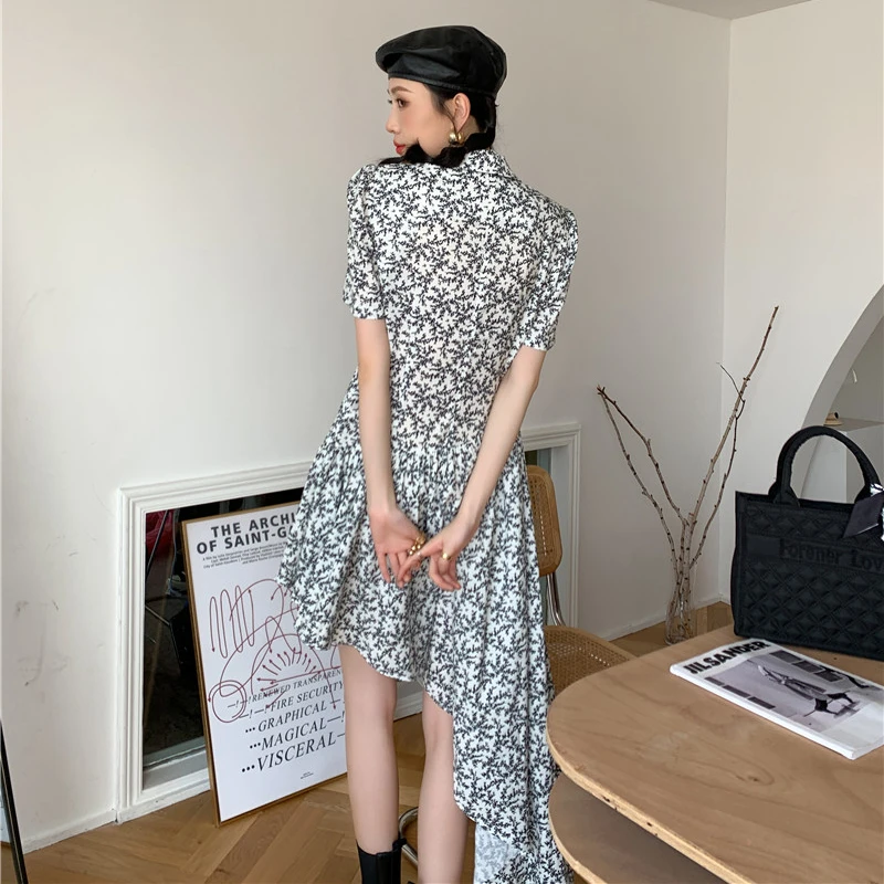 

Kimotimo Vintage Irregular Print Dress Women 2021 French Style New Summer Floral V Neck Double Breasted Commute A-Line Dress