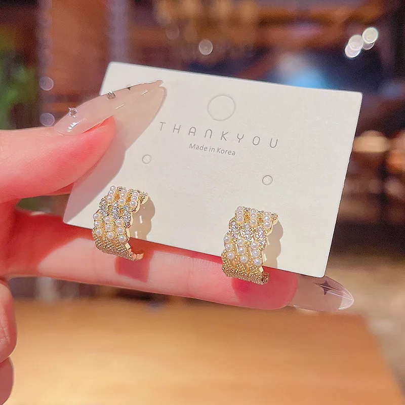 Новые модные серьги-кольца в Корейском стиле женские милые с имитацией жемчуга