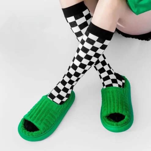 Тапки женские на толстой нескользящей подошве весна 2022 | Обувь