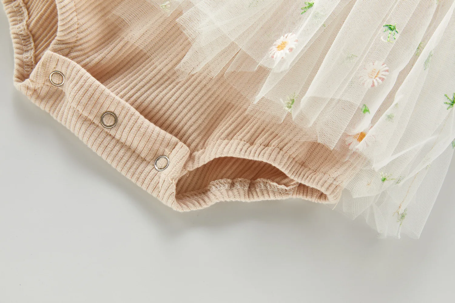 

Baby Bodysuits New Baby Girl Little Daisy Mesh Stitching One-piece Short-sleeve Tutu Skirt Baby Clothes Outfit