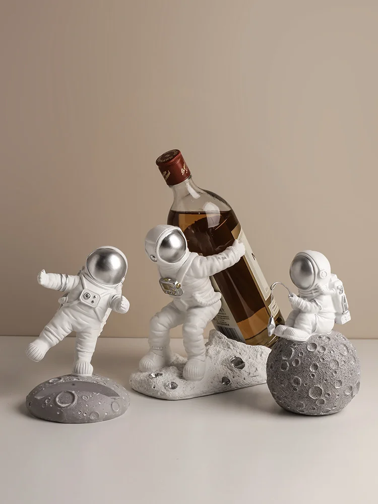 

Creative Resin 3D Astronaut Sculpture Home Decor Vintage Statue Crafts Room Decoration TV Cabinet Living Room Figurines Gifts