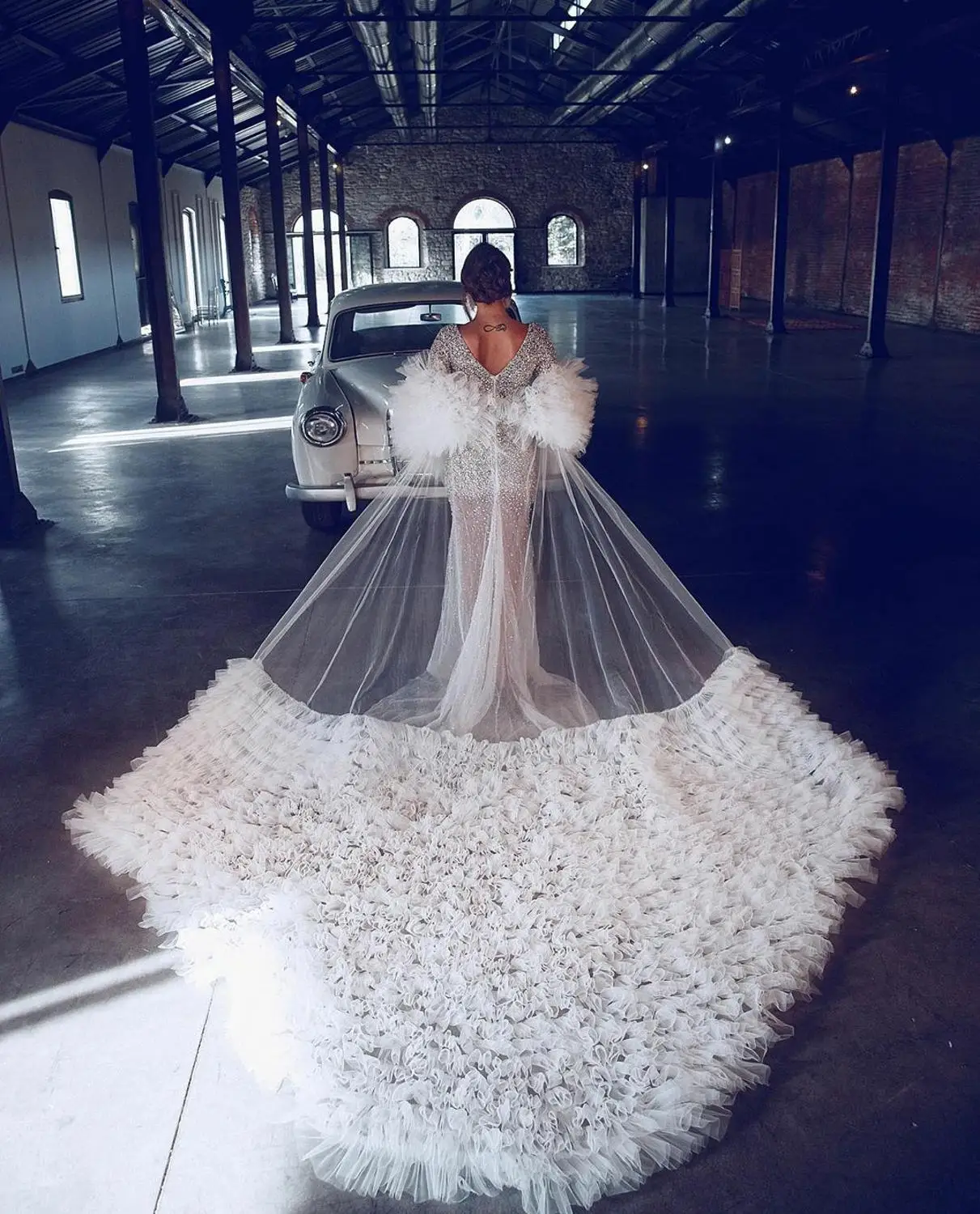 2020 Crystal Mermaid Wedding Dresses With Long Ruffle Wrap V  Neck Sexy Transparent Bridal Gowns Sequined vestido de novia