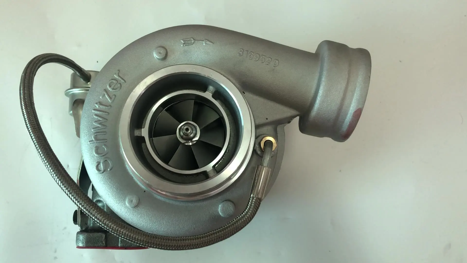 

Деталь двигателя Deutz BFM1013/D7D Turbo charger 316952D