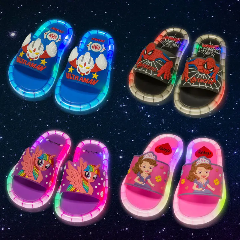 

2021 Summer Girls Boys Luminous Slippers Children Soft PVC Shoes Toddler Kids Home Sandals Comfortable Baby Slides Flip Flops