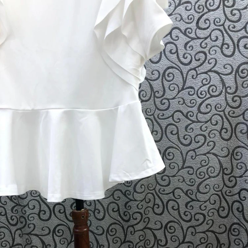 

TWOTWINSTYLE Casual Solid T Shirt For Women O Neck Short Sleeve Zipper Loose T Shirts Female Summer Fashion New Clothing 2021
