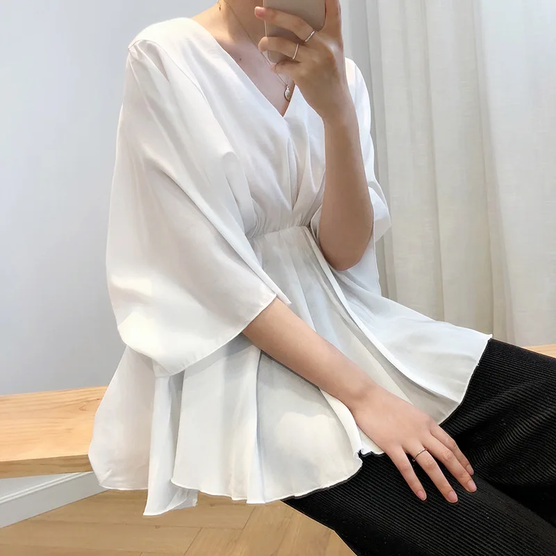 

2020 Women Summer Blouses Oversize Batwing Sleeve Sexy V-Neck Blouses Chiffon Shirts Blusas Roupa Feminina Streetwear