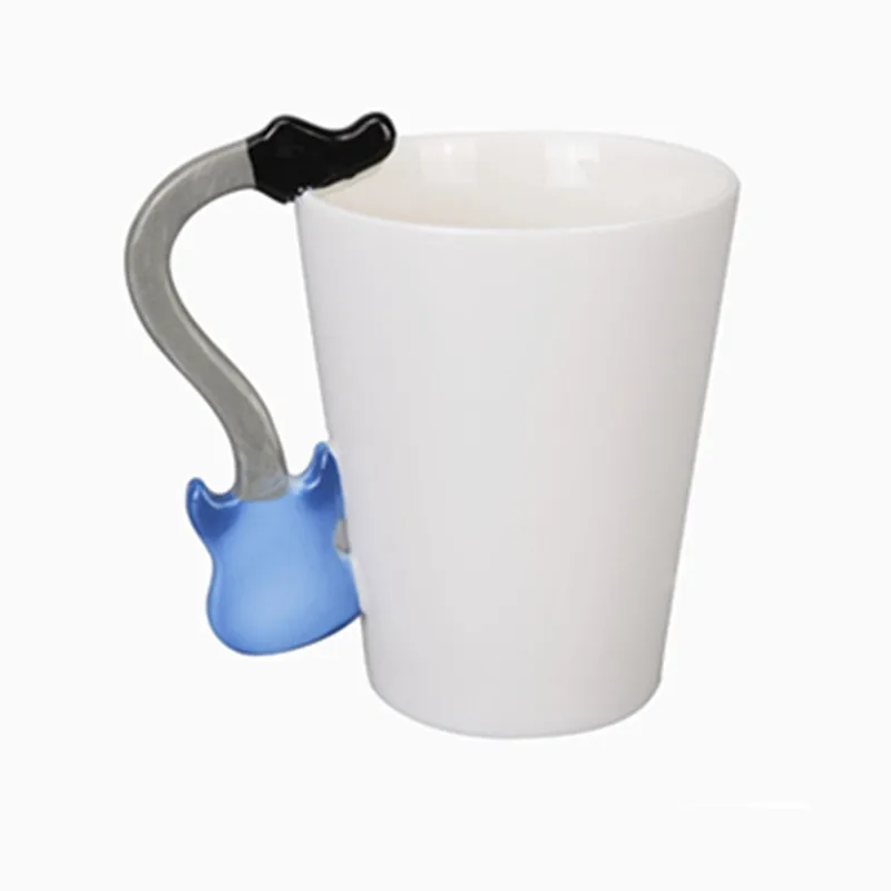 Кружка с крышкой "Музыкальные ноты скрипки гитары саксофона" на 250 мл.