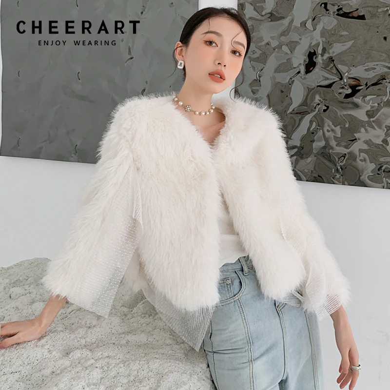 

CHEERART зимнее пальто и куртки из искусственного меха енота, женские Лоскутные кружевные пушистые укороченные пушистые куртки с V-образным выр...