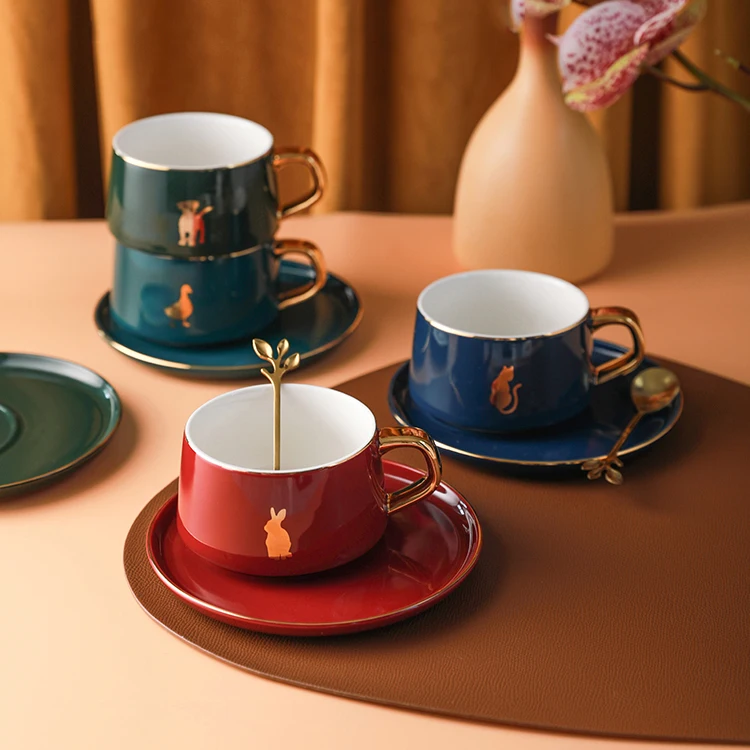 

Luxury Chinese Coffee Cup Porcelain Creative British Cups with Handle Red Tea Reusable Filizanka Do Kawy Home Drinkware AB50CS
