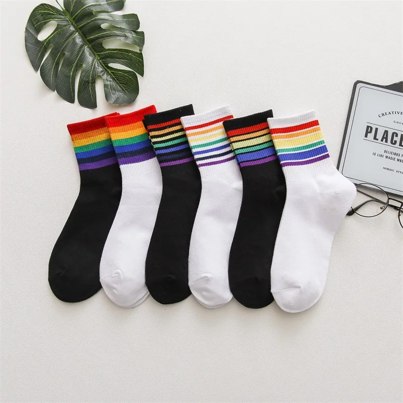 Зимние женские носки хлопковые в радужную полоску рождественские Модные теплые