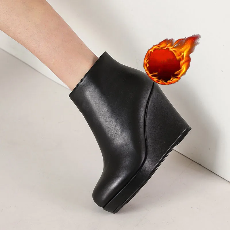 

Черные короткие ботинки, новинка сезона осень-зима 2021, водонепроницаемые женские ботинки на толстой танкетке с плюшевой подкладкой и боков...