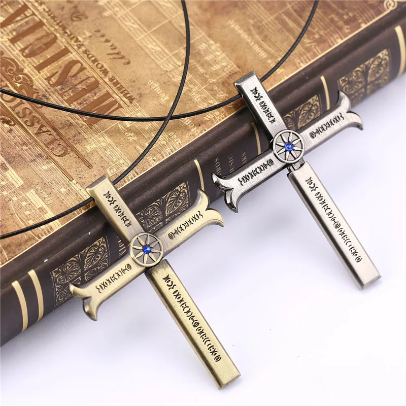 

Free Shipping Anime Dracule Mihawk Cross Sword Necklace Women Cosplay Men Jewelry Gift Collares