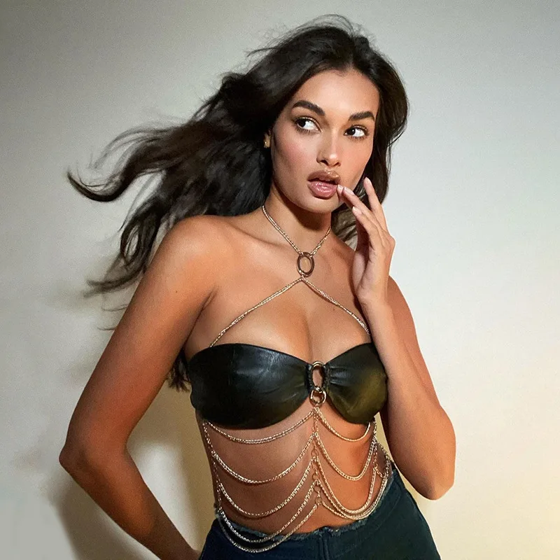 

Y2k одежда, осенняя Новинка, черная модная уличная пикантная наружная одежда из искусственной кожи с перекрестной лямкой на шее и цепочкой, т...