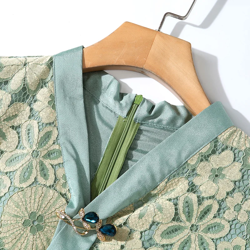 

Europe United States green embroidery lace howllow out dress v neck elegant flora long sleeve