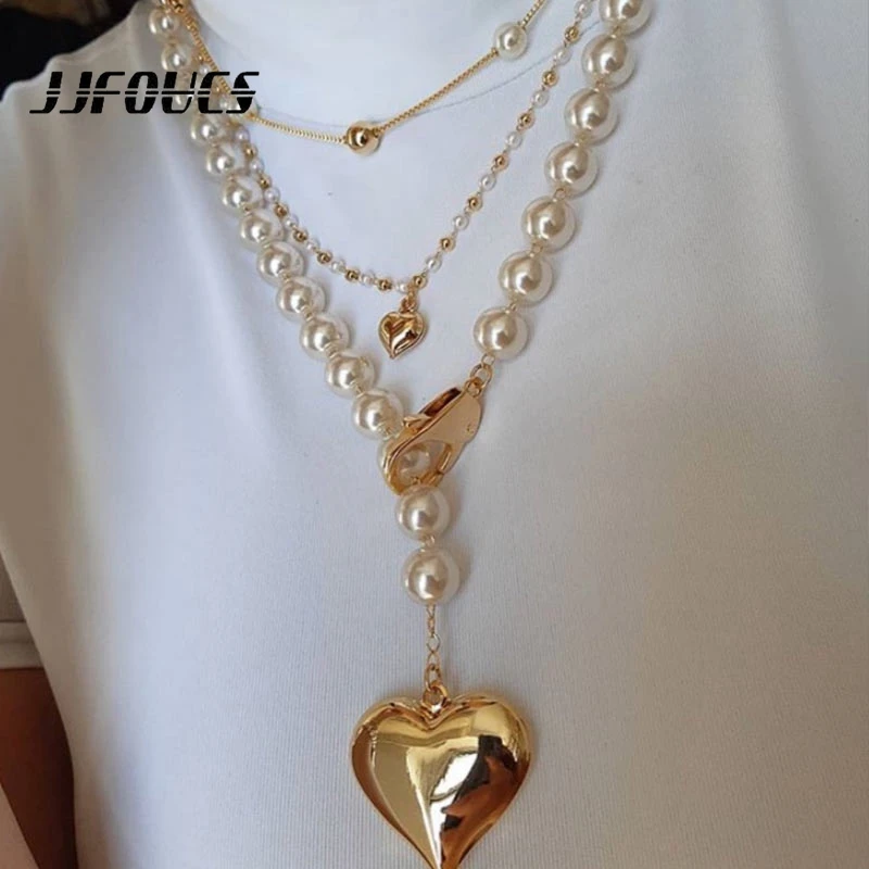 

JJFOUCS Golded Chunky Cute Heart Pendant Necklaces Adjustable Pearl Long Chain Choker Necklace Fashion Engagement Jewelry Gift